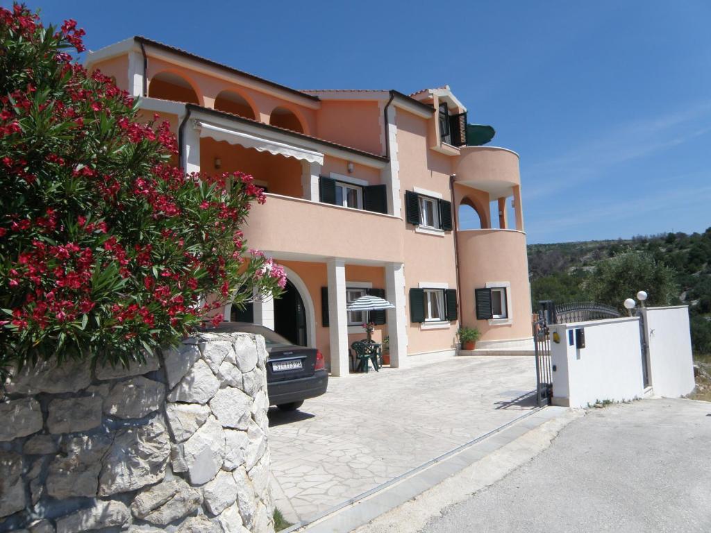 Villa Marica Примоштен Экстерьер фото